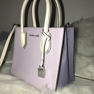 Like New MICHAEL Michael Kors Medium Mercer Bag